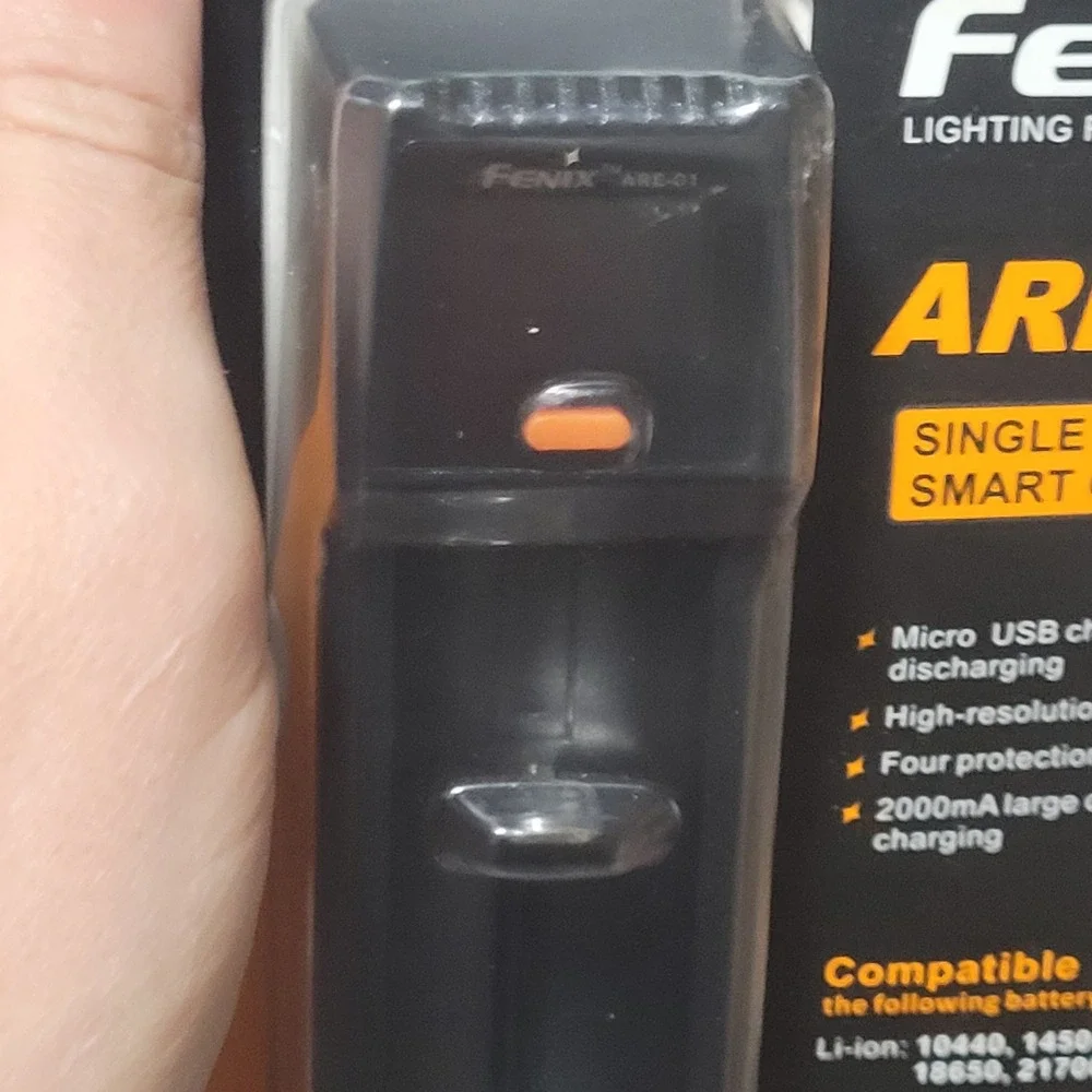 Fenix ARE-D1 USB Battery charger w/ carry case 21700 18650 16340 14500 AA AAA C